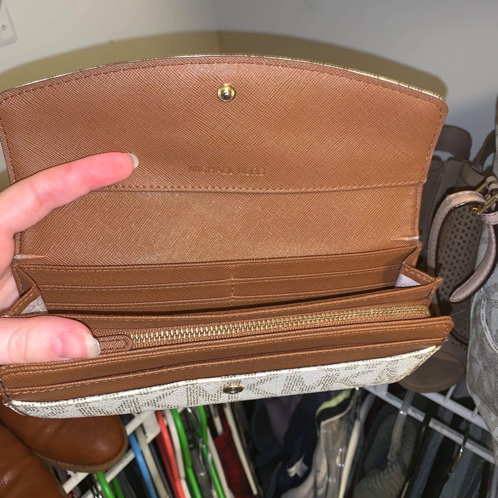 Michael Kor purse & wallet